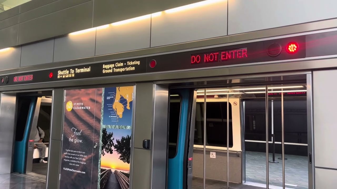 Tampa airport Doors are closing Airside E #Tampaairport