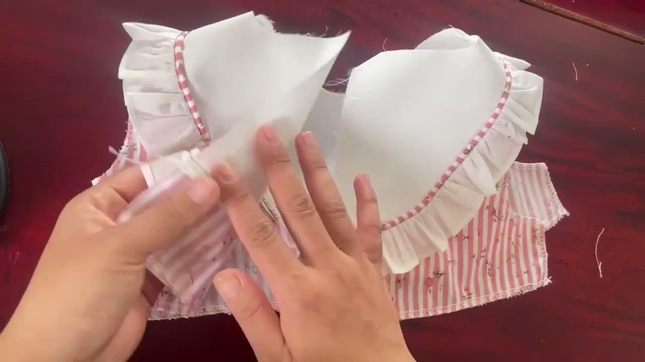BG1188: váy xoè cổ yếm bèo