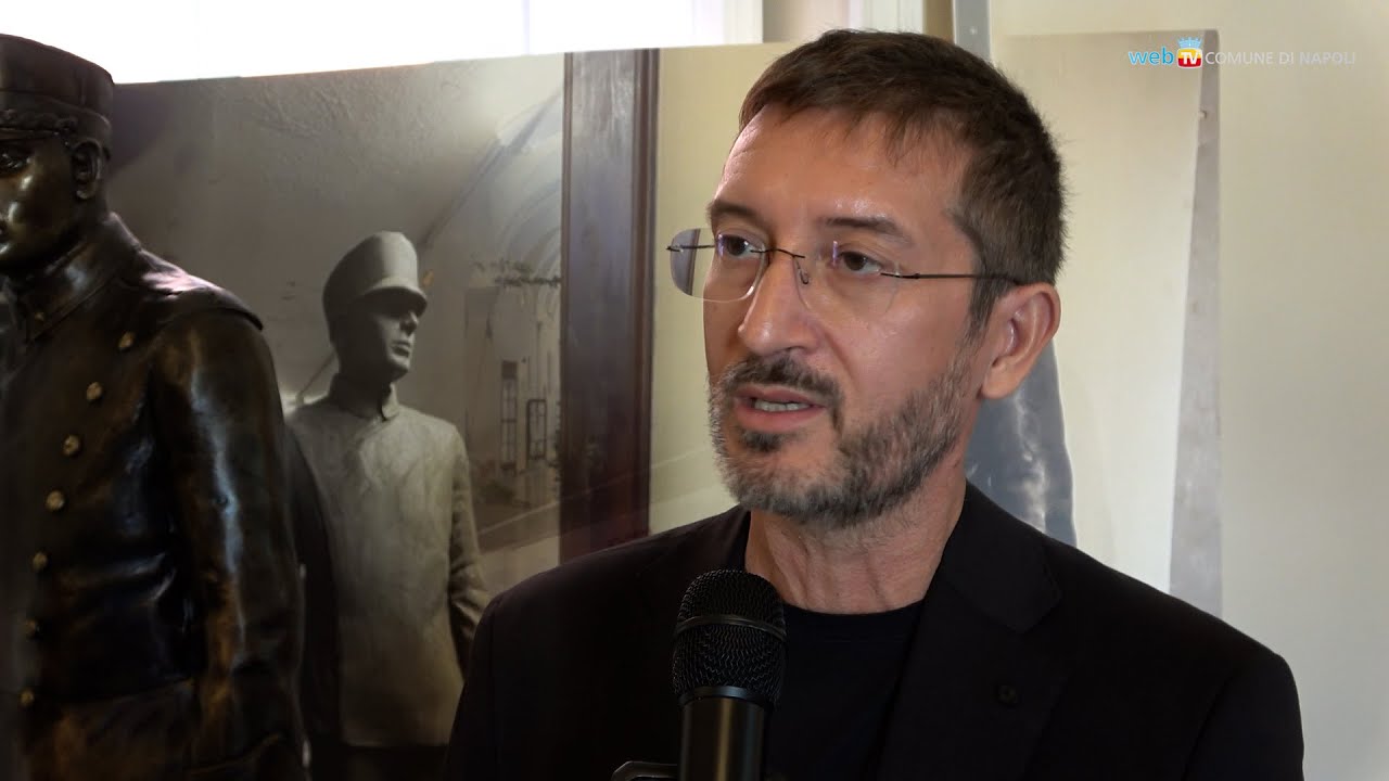 Il Calendario e la Statua dell'Allievo, alla Nunziatella le opere di Domenico Sepe