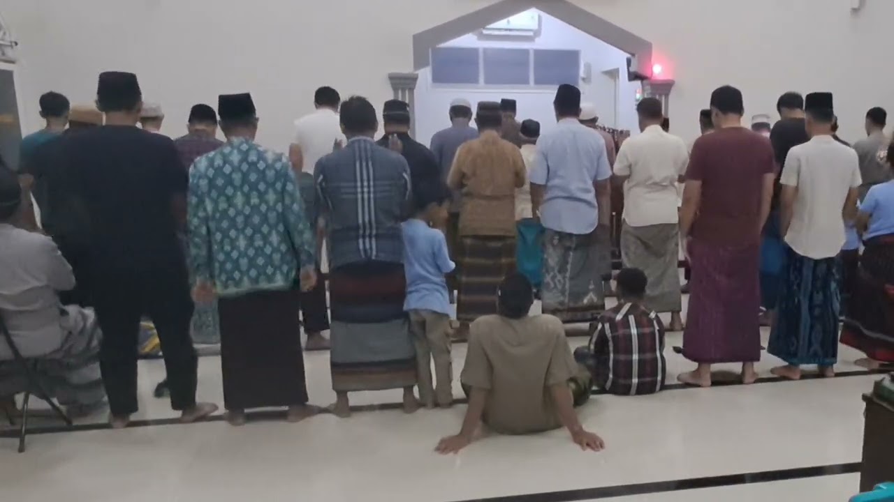 @Sholat Tarwih Masjid haji alabror kab Pati masjid 24 jam terbuka untuk jamaah,imam  Imam Zarkasi. 