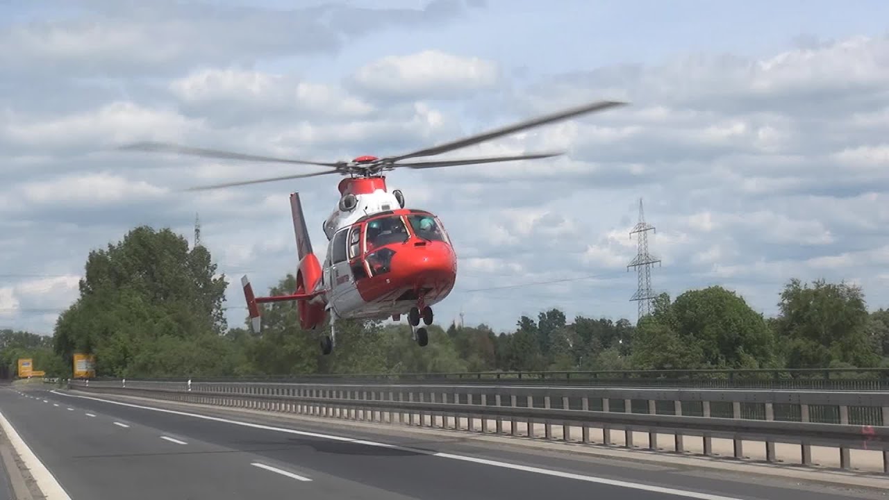 ITH Christoph Nürburgring JUH Luftrettung startet auf Autobahn in Sankt Augustin