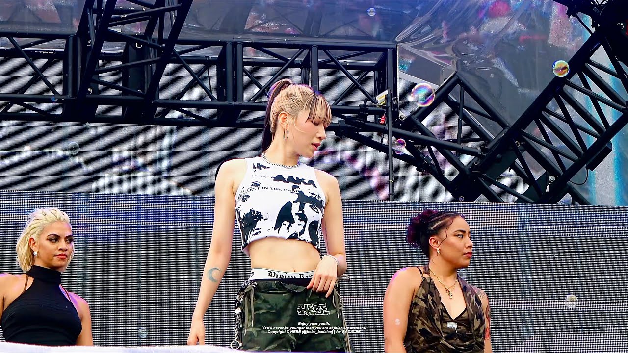250830 WATERBOMB SINGAPORE 2025 _ Smoke BADALEE focus