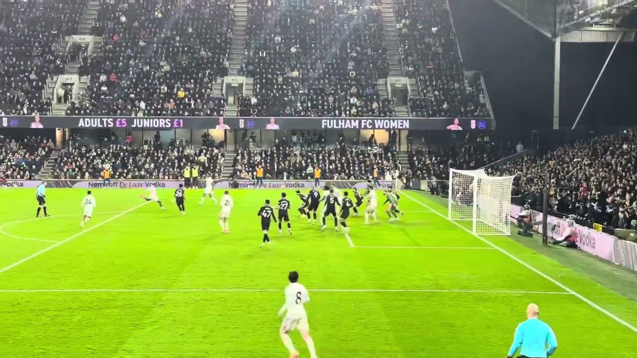 Samuel Chukwueze Scores Goal - Fulham FC vs Manchester City, Craven Cottage, December 2025
