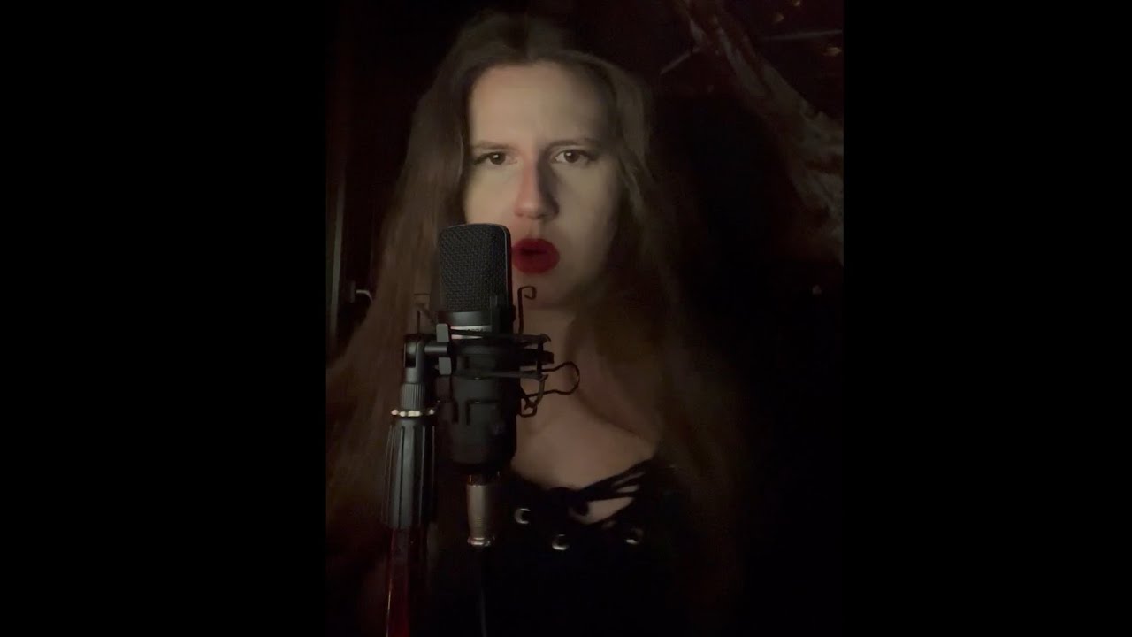 Hayley Williams “Creepin’” Full Live Video Cover 🎤 By Catherine Ntemou
