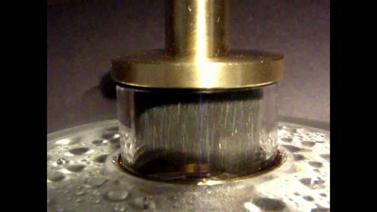 Stirling Engine. Free Piston.