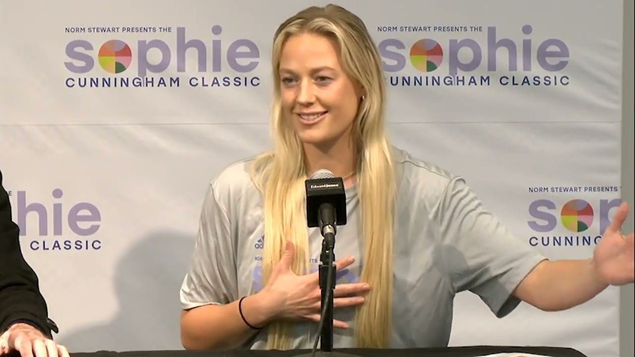 Full press conference with legendary Mizzou coach Norm Stewart and Lindsey and Sophie ...