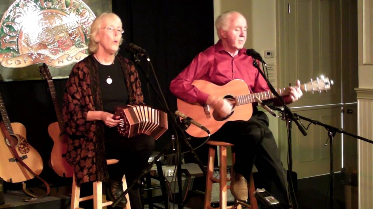 Steve Gillette and Cindy Mangsen - Home By Dark