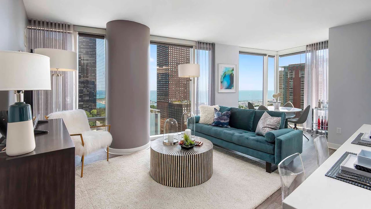 Tour a corner 2-bedroom, 2-bath at Streeterville's new Moment apartments