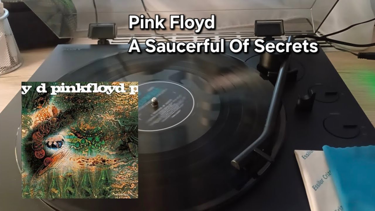 Pink Floyd - A Saucerful Of Secrets [vinyl rip]