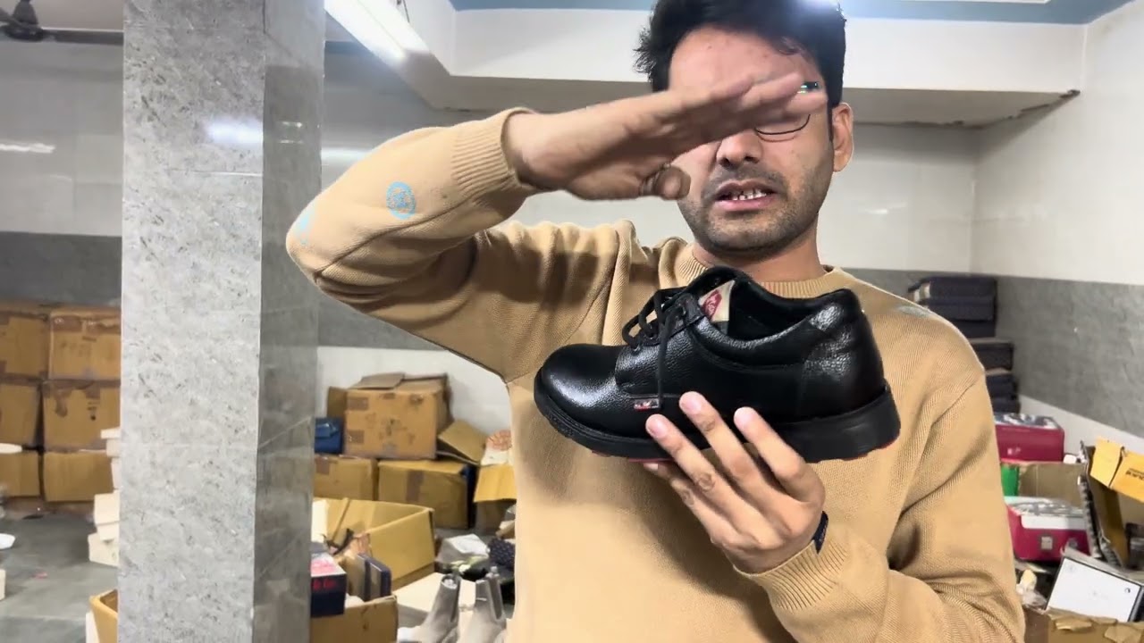 9990759061// 9990282952:: leather shoes Delhi 