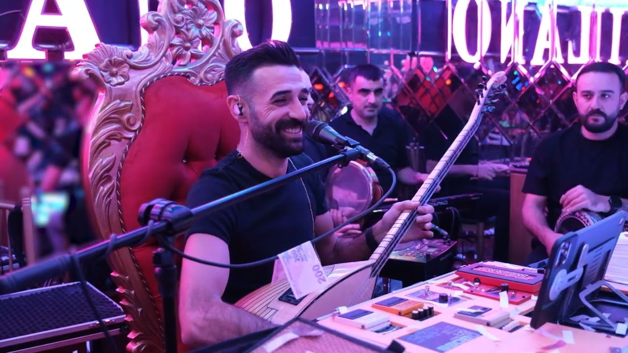 Ali Uğur Çetin - Kız Senin Adın Bayram Mı & Doktor Bana Bi Çare (Canlı Performans) (2025)