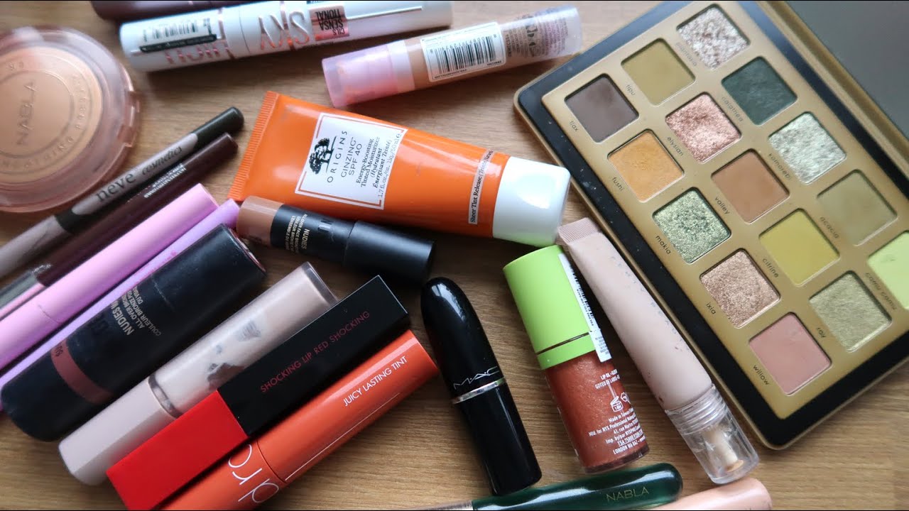 My holiday makeup bag