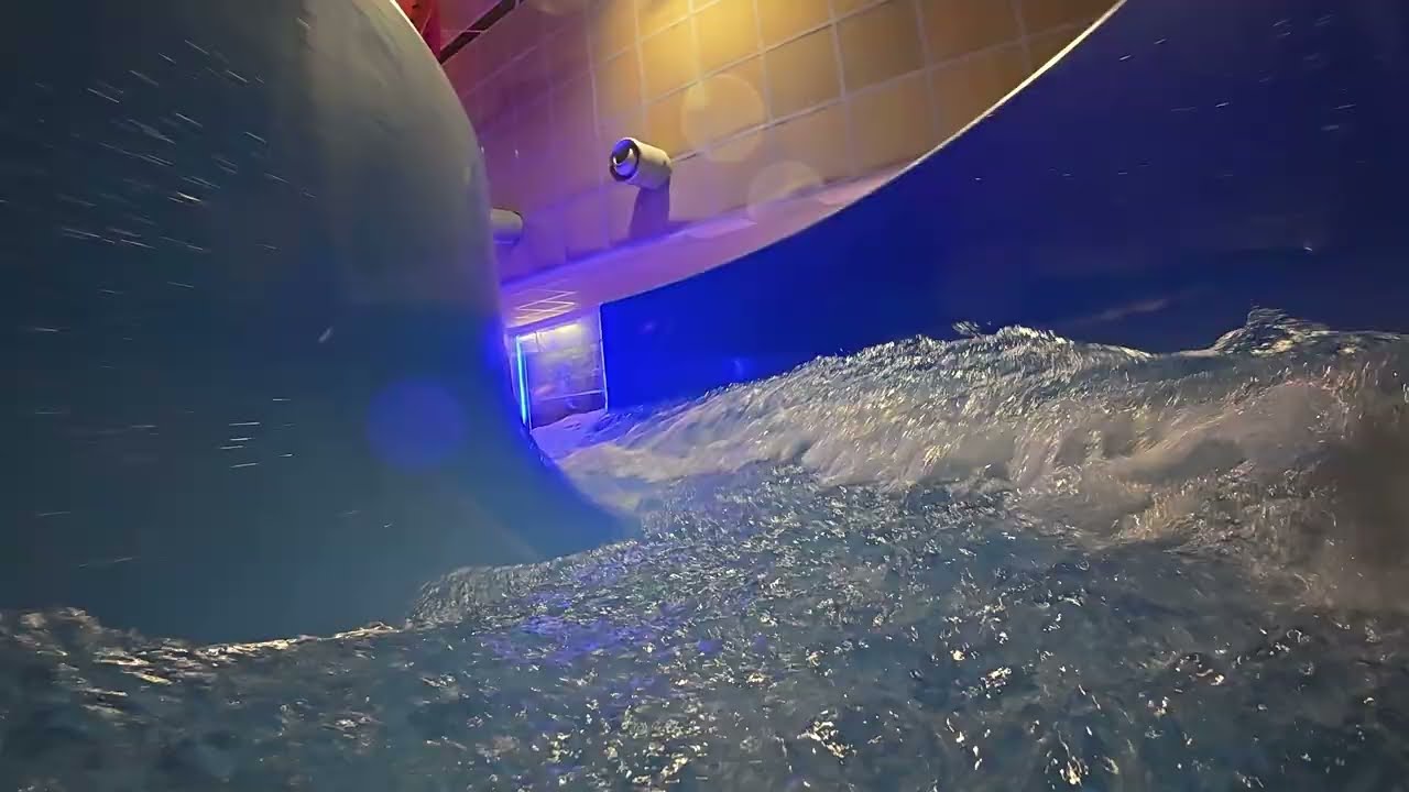 Canyon Wild River Water Slide Aquapalace Praha drive , waterpark , watertube , waterride , 2025/14