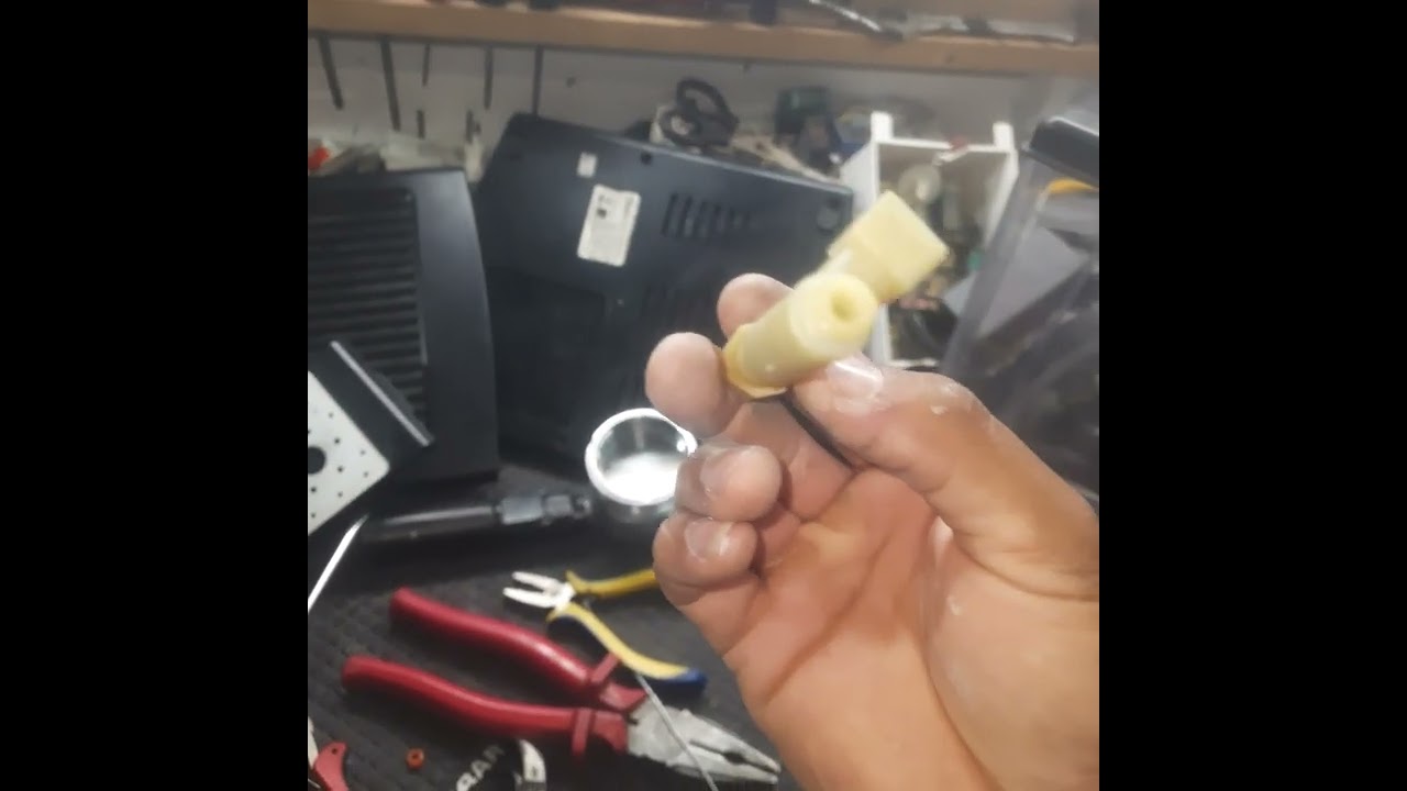 Cafeteira Prima Latte não sai água part 1/3