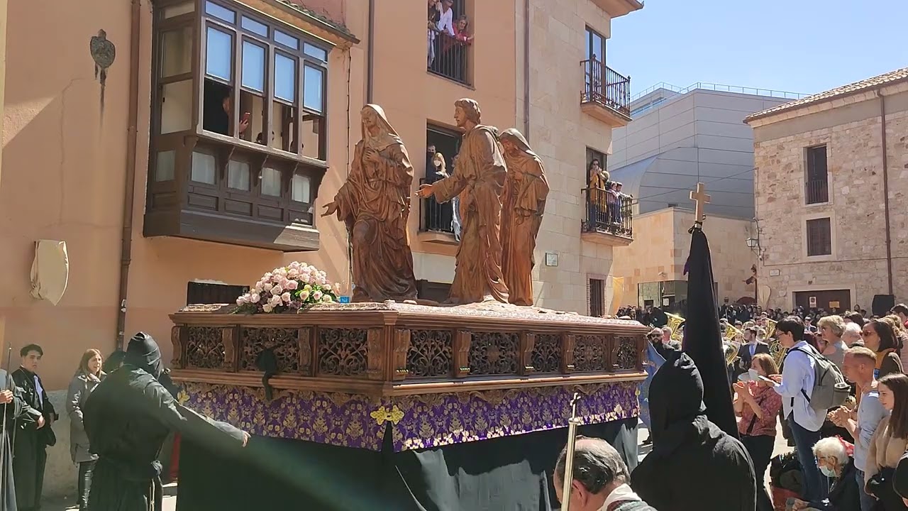 Las Tres Marías y San Juan. Cofradía de Jesús Nazareno, Zamora. Semana Santa 2022. Entrada al Museo.