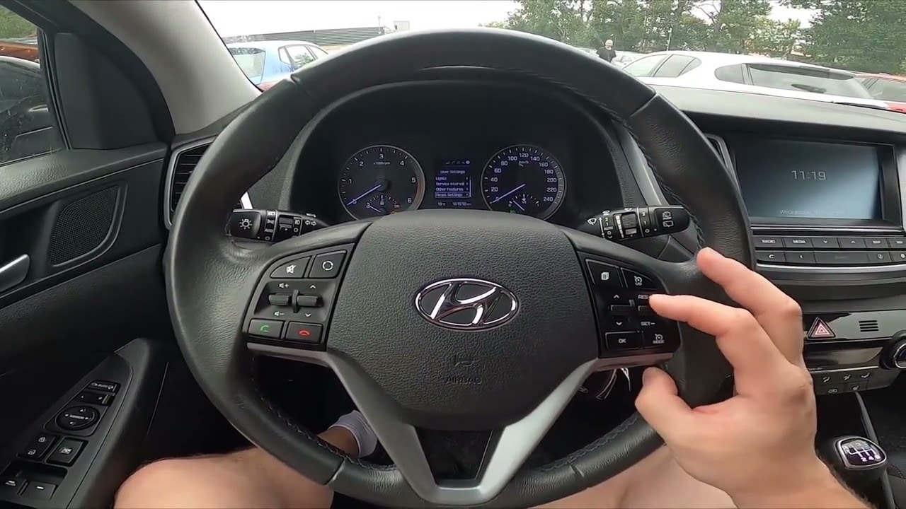 Hyundai Tucson III (2015-2020) – Cómo activar o desactivar el control de crucero