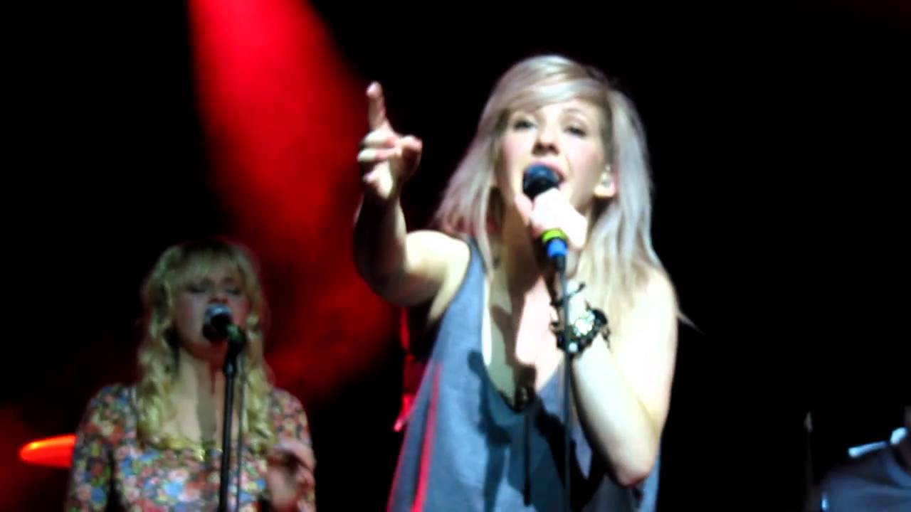 Ellie Goulding sings 