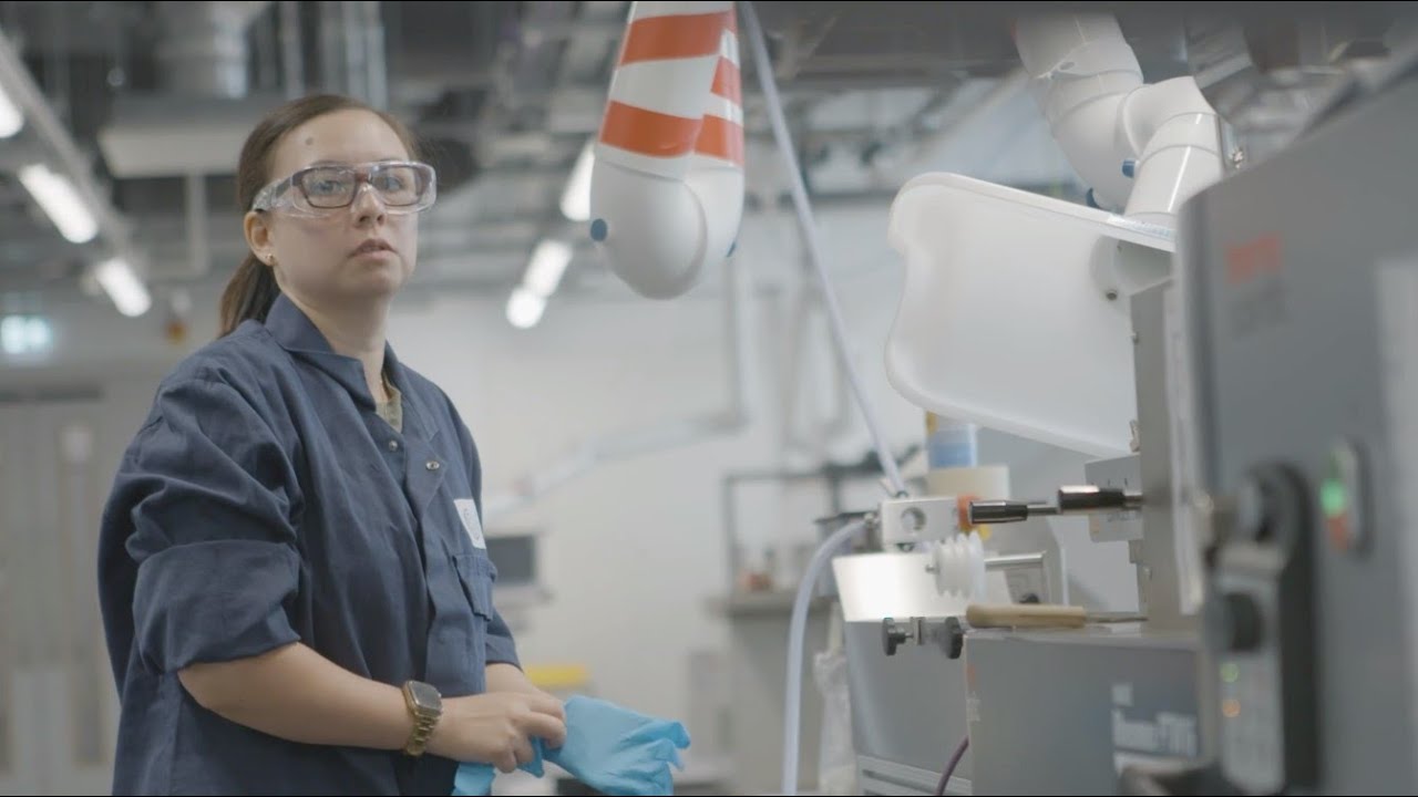 Advanced Materials for a Sustainable Society | Henry Royce Institute | Material Change