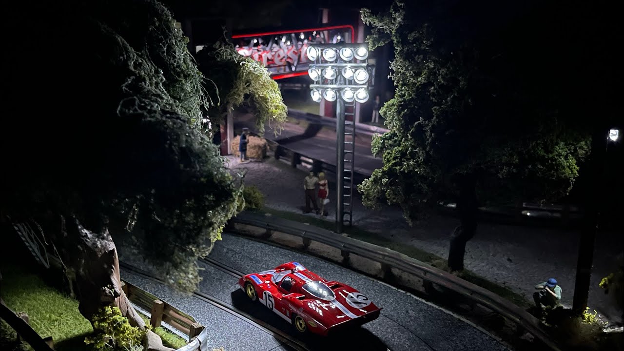How To build Realistic Vintage Stadium Track Lighting