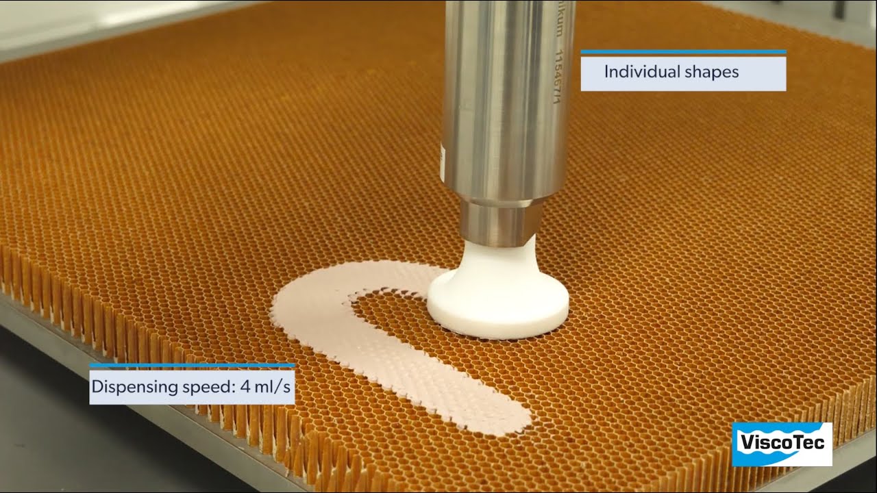 Vollautomatisches Honeycomb-Potting mit 1K- und 2K-Kernfüllmassen von 3M