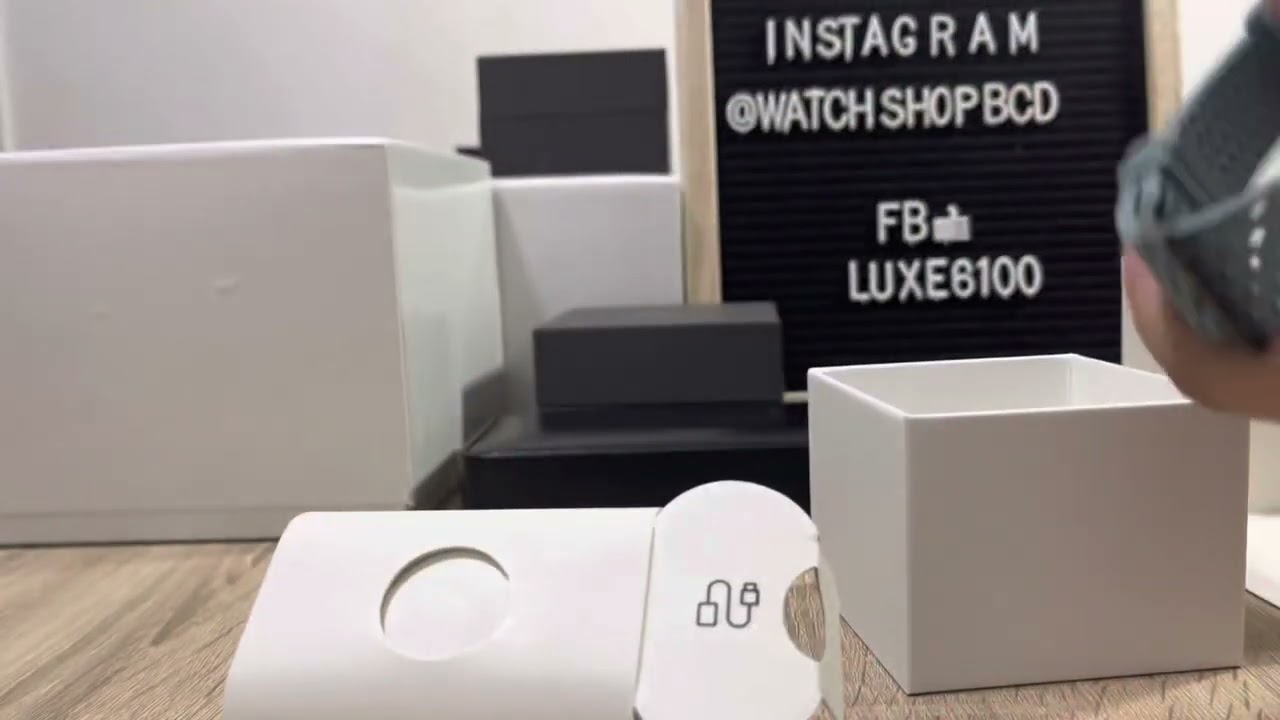 What&rsquo;s inside the Suunto 3 Box