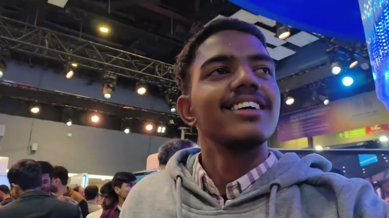 I visit Ai mela in bharatmandpam New Delhi 😯
