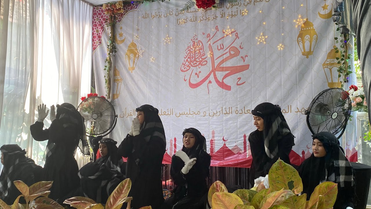 Gelar Kreasi santri-santri Maulid Nabi 1447 H
