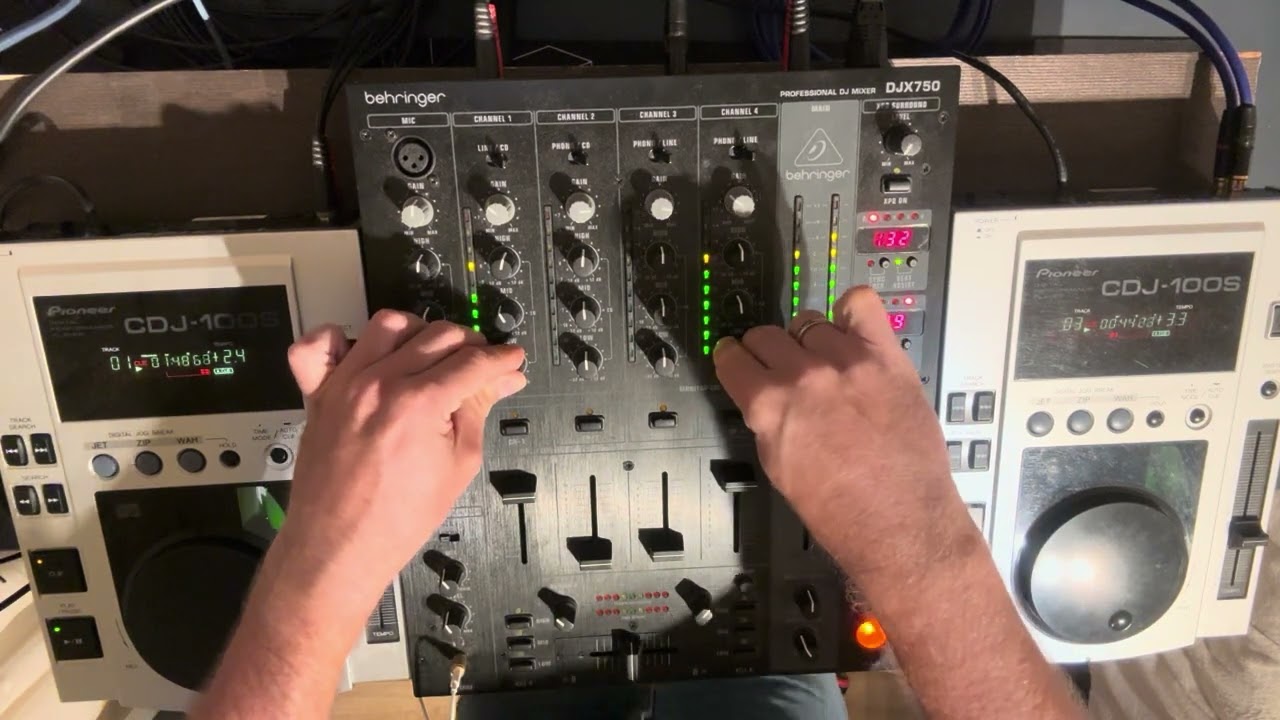 Classic House and FunkyHouse Mix on CDJ100s