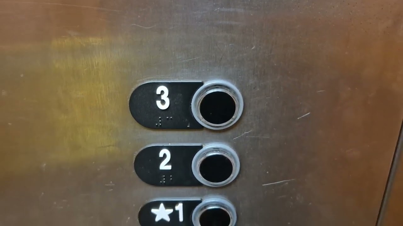 2007 ThyssenKrupp Aurora Hydraulic Elevator at Hampton Inn Edwardsville IL