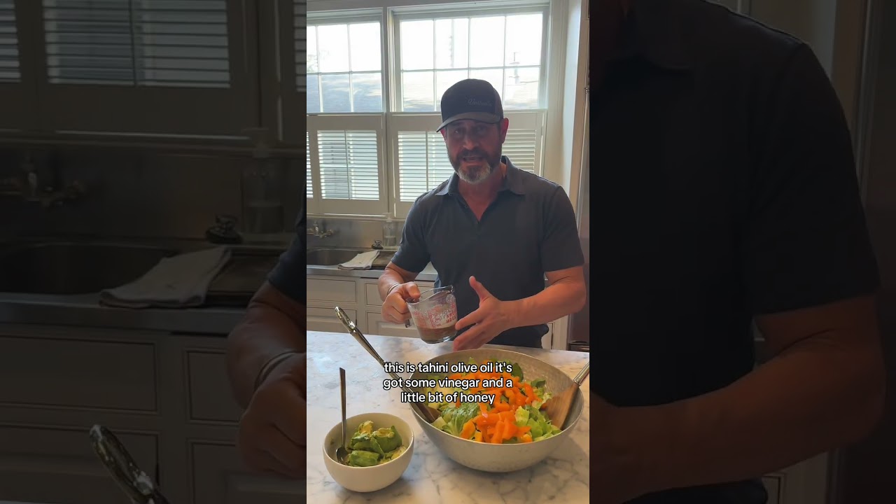 Come cook dinner with a Heart Surgeon 🥗🫀#hearthealth #comeeatwithme #healthyrecipes #fypシ