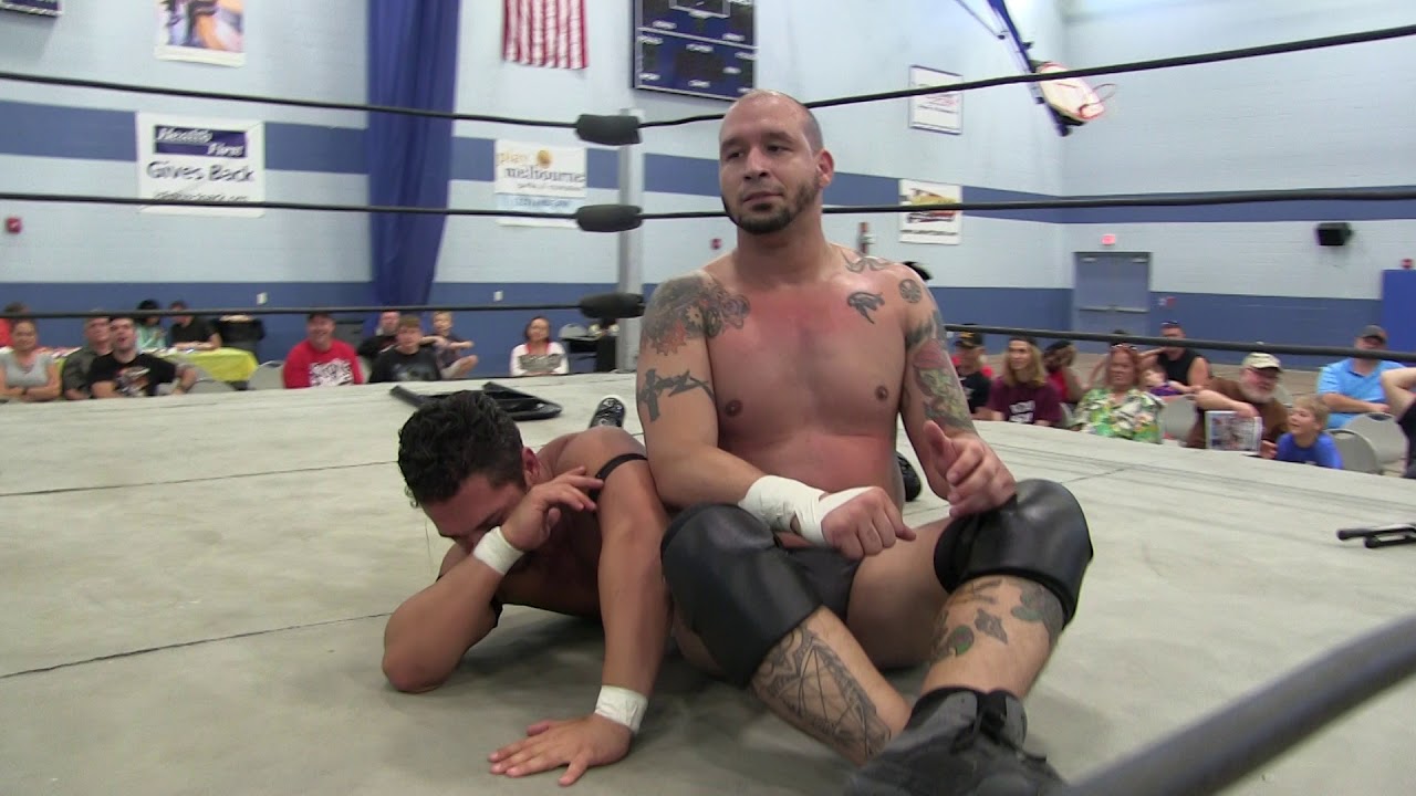 riot pro wrestling Chasyn rance vs Aaron epic
