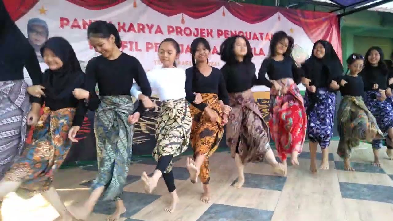 Tari Bandung oleh Siswa Kelas 5 SDN 259 Griya Bumi Antapani Bandung