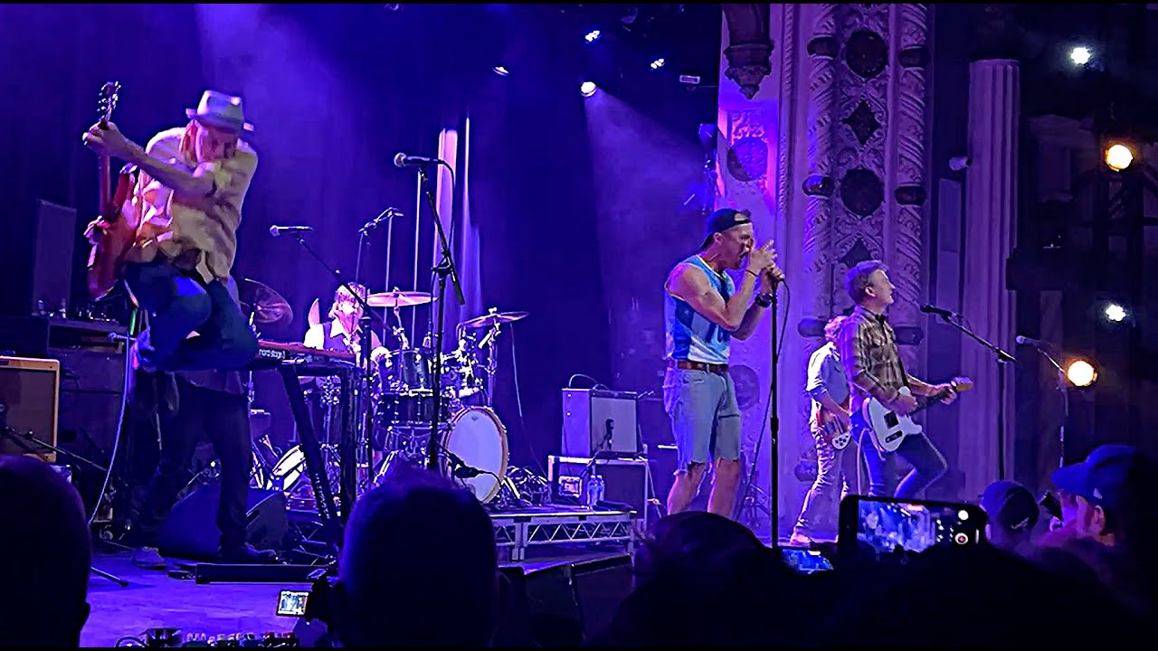 Michael Shannon & Jason Narducy – Driver 8 (R.E.M. Cover) – LIVE @ Metro Chicago 3/14/2025