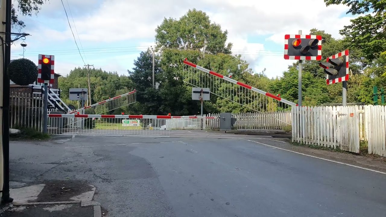 Level Crossing - B4370, Marshbrook [1]