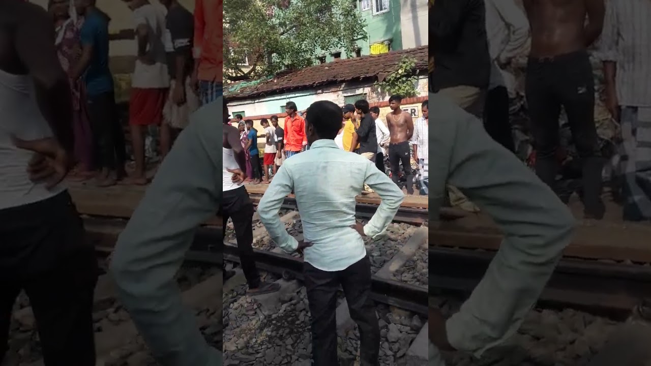 Park circus station Canning local accident ek mohila.