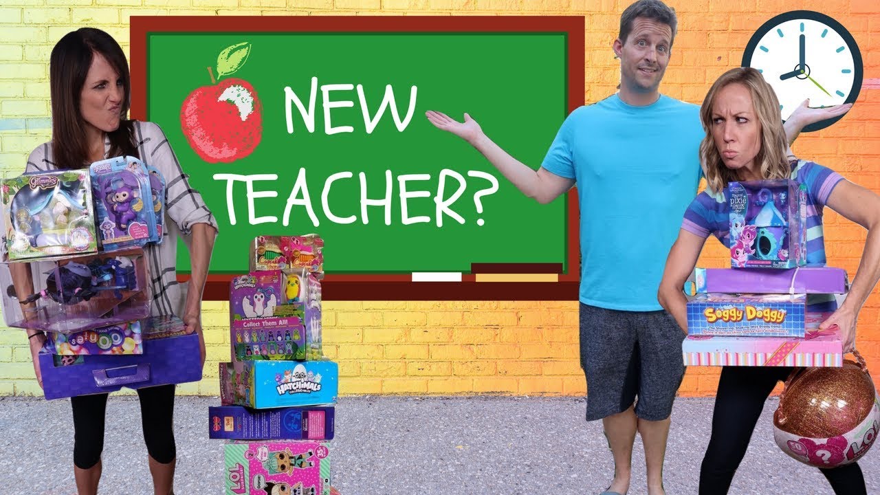 A New GOOD Teacher at Toy School !!!