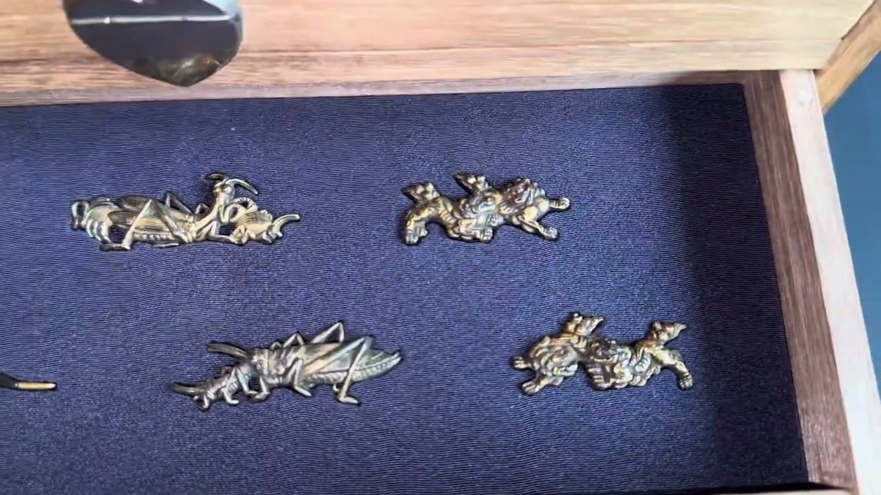 9 Edo Menuki set.