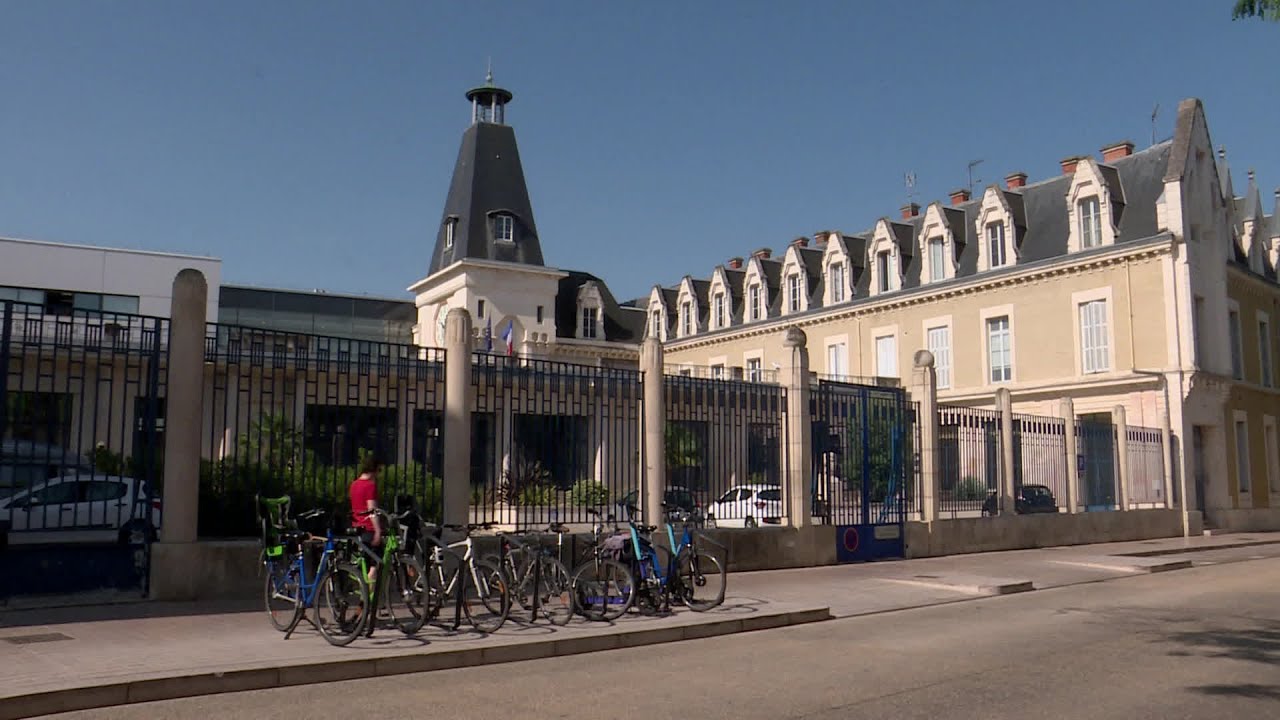 À 15 jours du bac philo, les lycéens ont déjà déserté les établissements