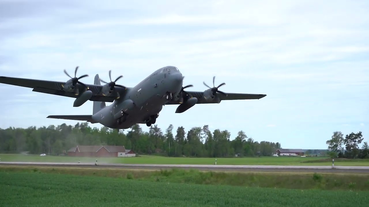 Norwegian C-130J Super Hercules Lands on public road in Sweden. First time ever