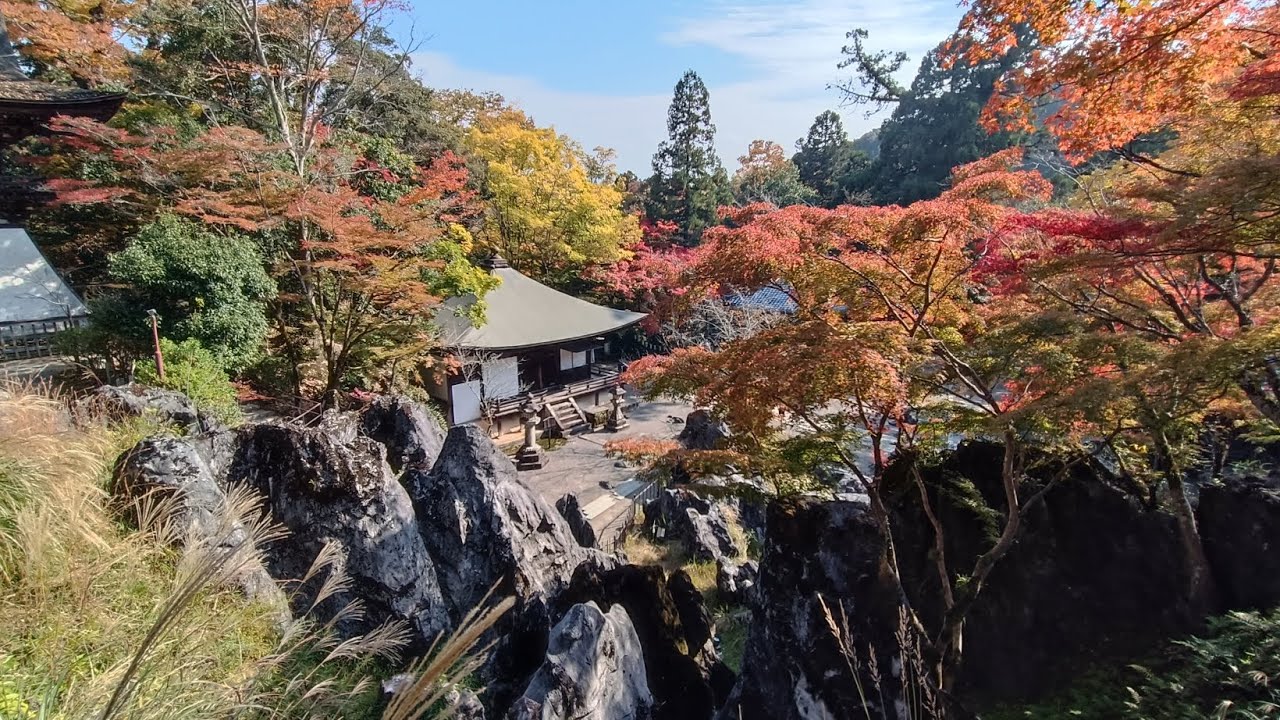 Shiga's Ishiyama Temple, Autumn and The Tale of Genji