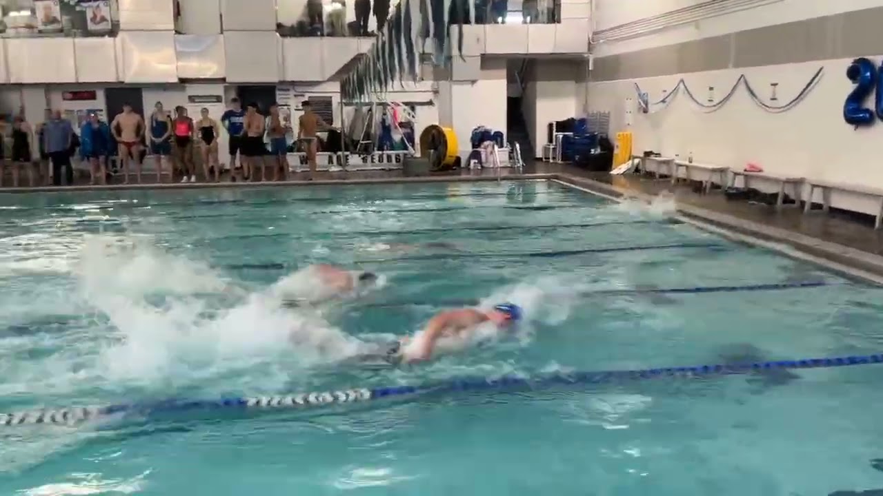 M 400 FREE RELAY