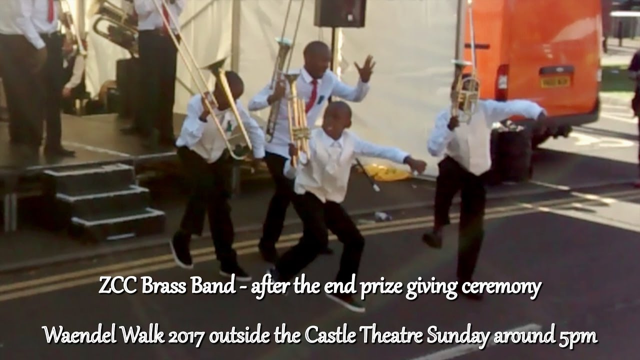 Waendel Walk 2017 Wellingborough The Castle Sunday ZCC Brass Band Dr Busker Paul Strummer