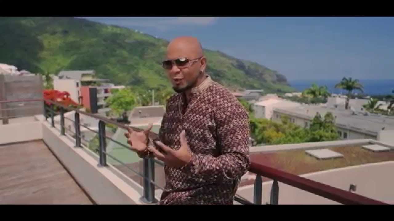 Toulou-F&eacute; Plane A Mwin Ch&eacute;rie -Clip Officiel