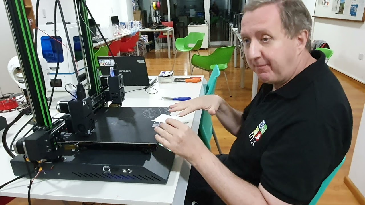 IITA Calibración inicial impresora 3d Hellbot Hidra Plus (altura de cama y desplazamientos x/y)