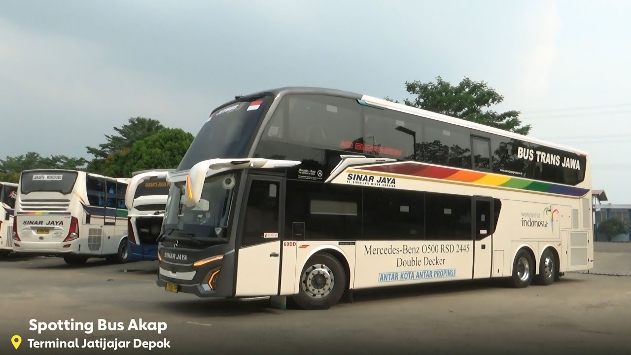 Spotting Bus Akap di Terminal Jatijajar Depok