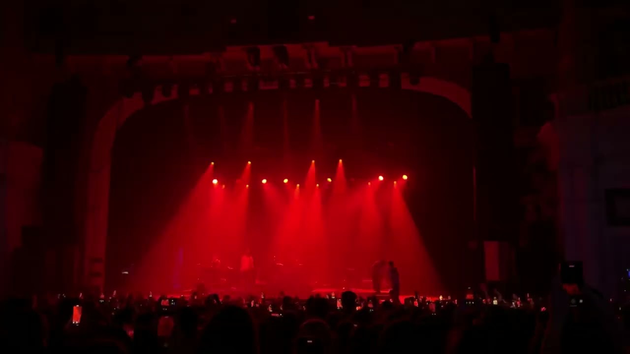 Wallows - Hide It Away - Live at O2 Academy Brixton - 20/08/25