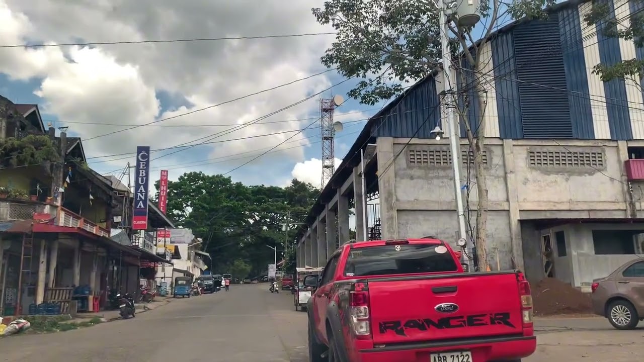 CLAVERIA MISAMIS ORIENTAL POBLACION | What's inside their Public Market or Center of Commerce