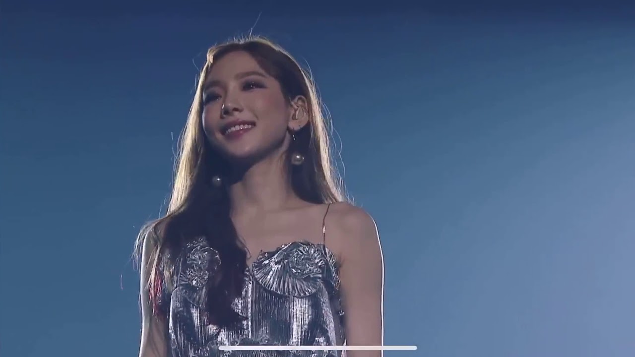 ‘s... Taeyeon Concert in Seoul - 날개 Feel So Fine