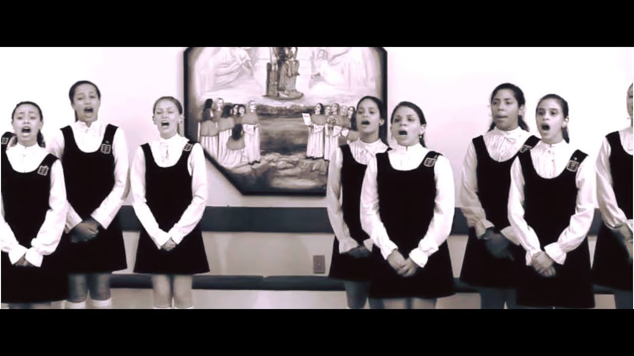 MENINAS CANTORAS DE PETRÓPOLIS - 