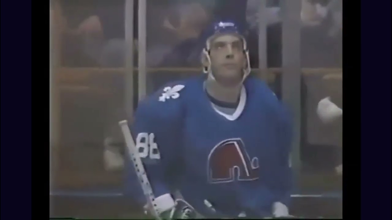 Joe Sakic vs Kings 18.2.89